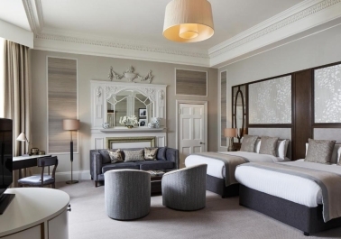 Indulge in Decadence: Exploring the Luxurious Suites at The Midland sidebar image